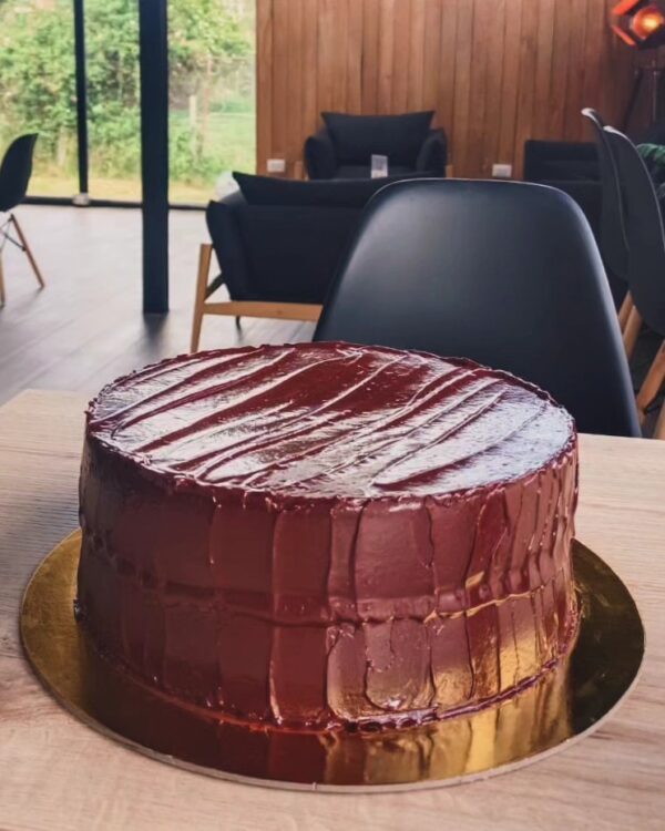 torta de chocolate luz